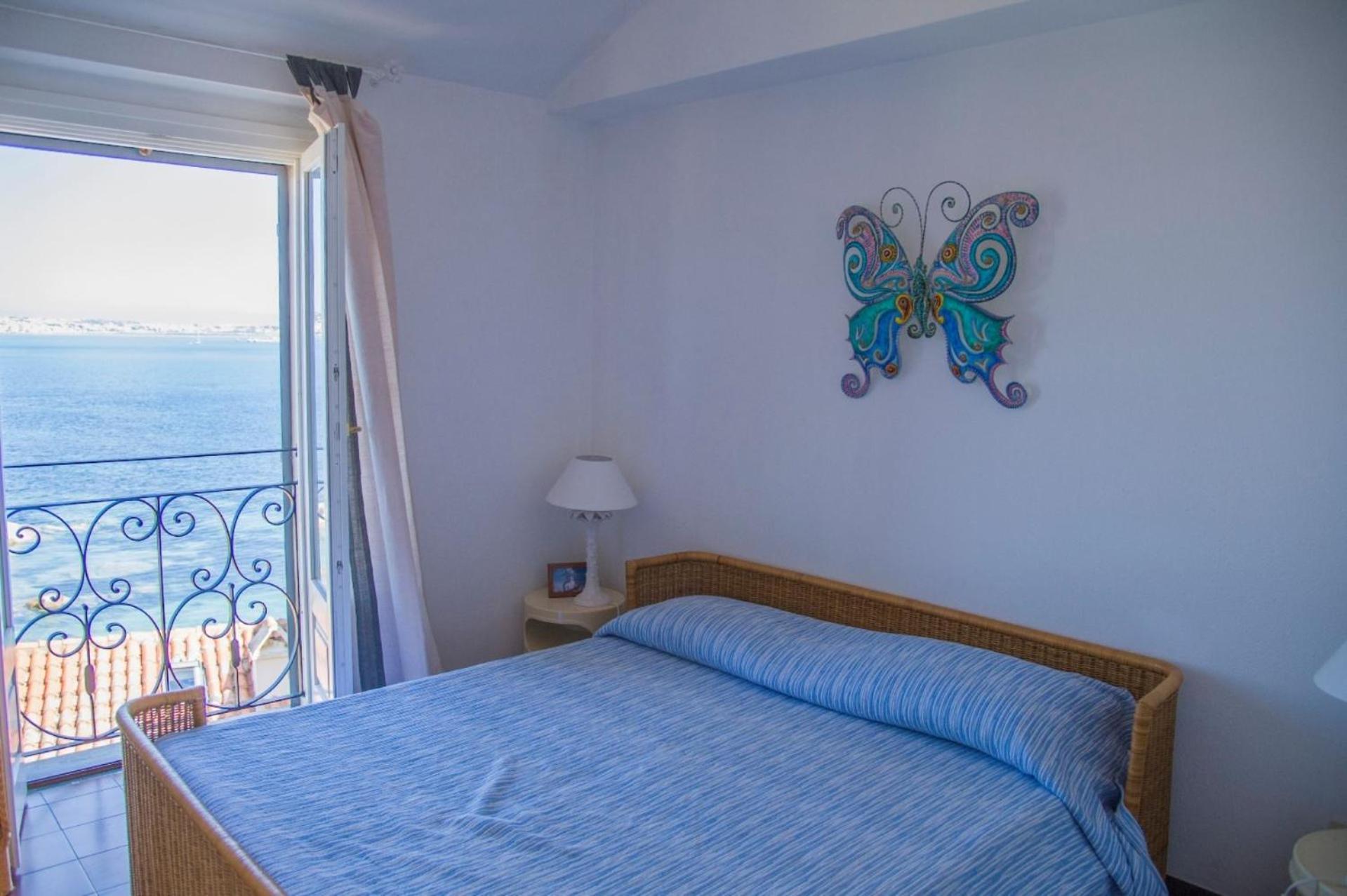 4 Faro - Attico Sul Faro Di Porto Faro Villa Palau Room photo